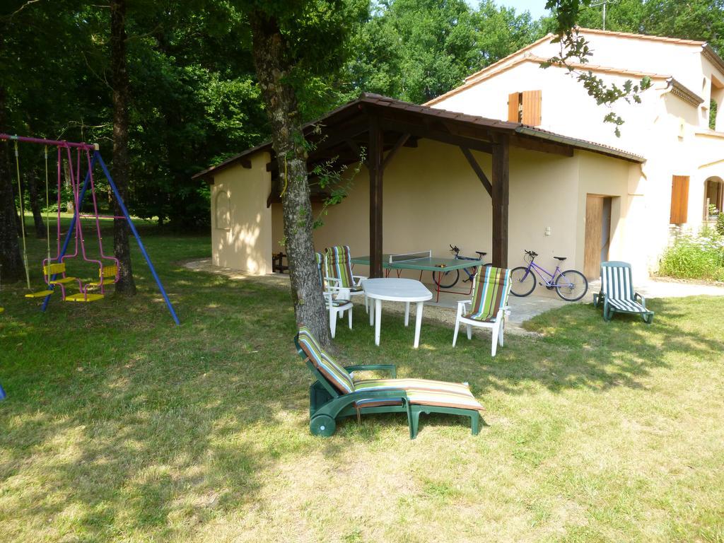 Maison de Vacances MACOU 2 Capdrot Extérieur photo